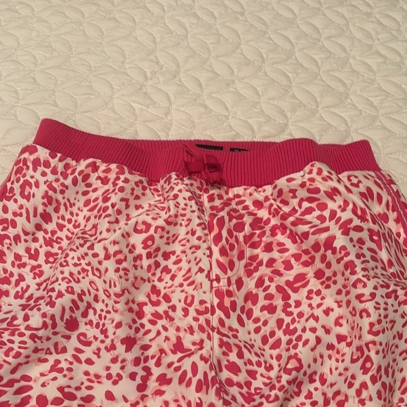 The Children’s Place Athletic Dept Authentic Sportswear Pink Chetah Winter Pants - Picture 2 of 15
